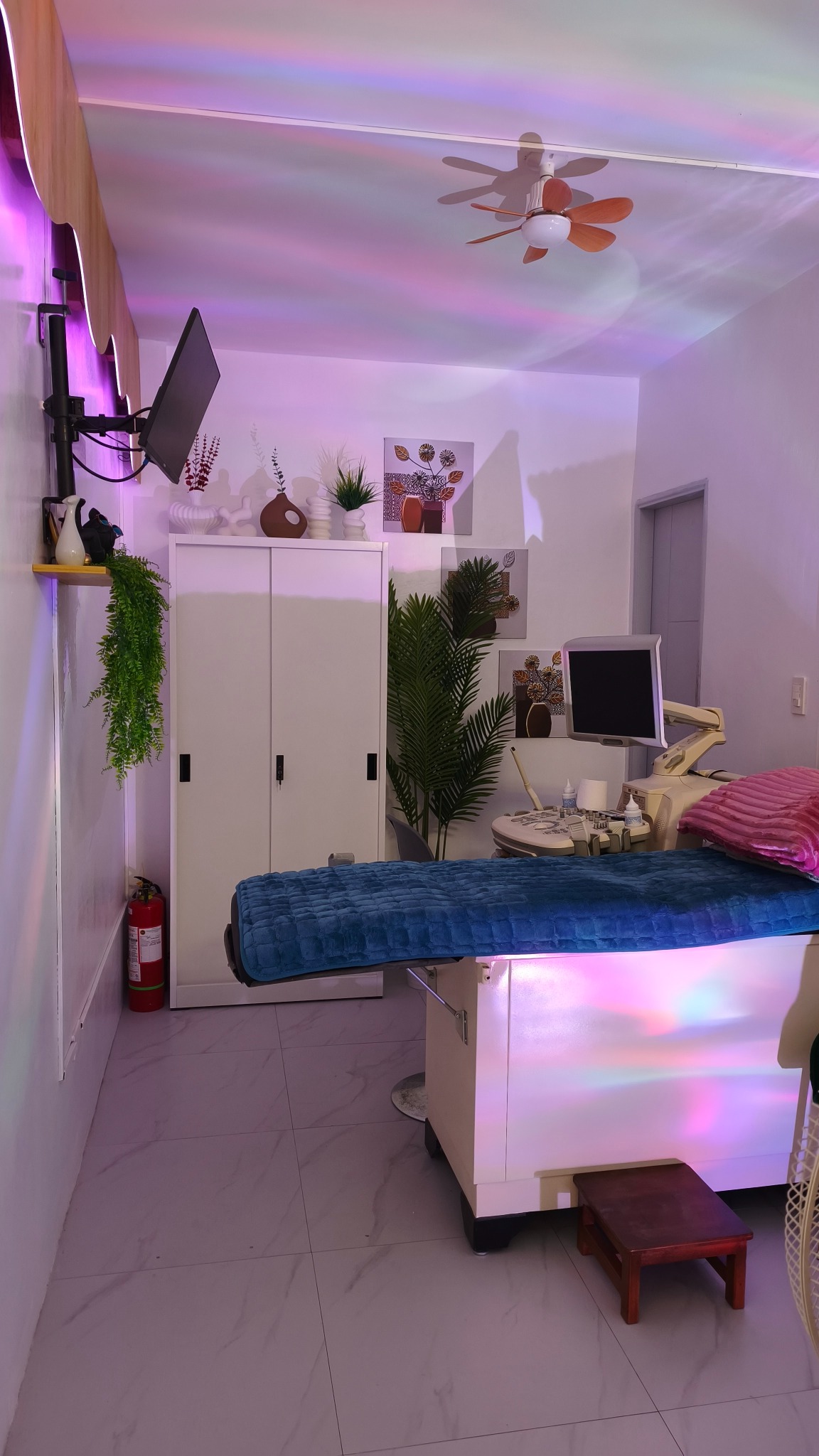 A&A Ultrasound Clinic ultrasound examination room